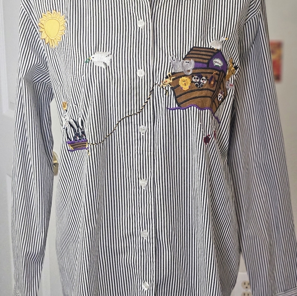 Quacker Factory Noah's Ark Stripped Embroidered Blouse For Women. Size Medium - Picture 3 of 13